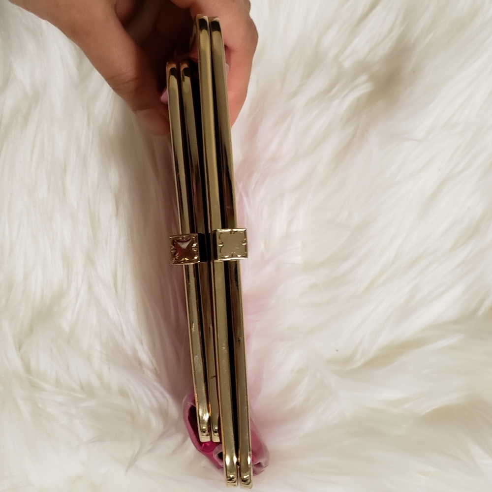 Wallet - Picture 2 of 5